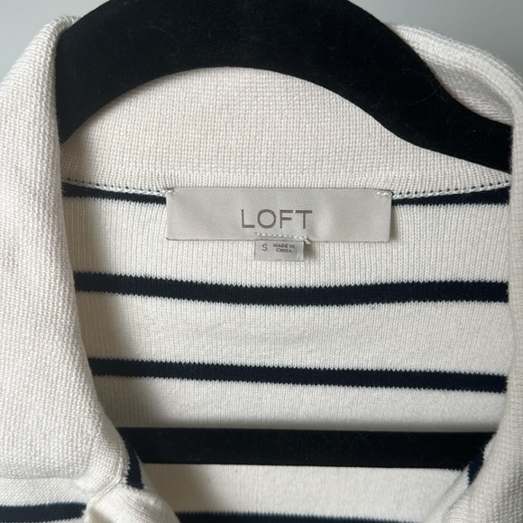 Loft Navy and White Collared Button Down Preppy Sweater Jacket Size Small - Picture 4 of 7
